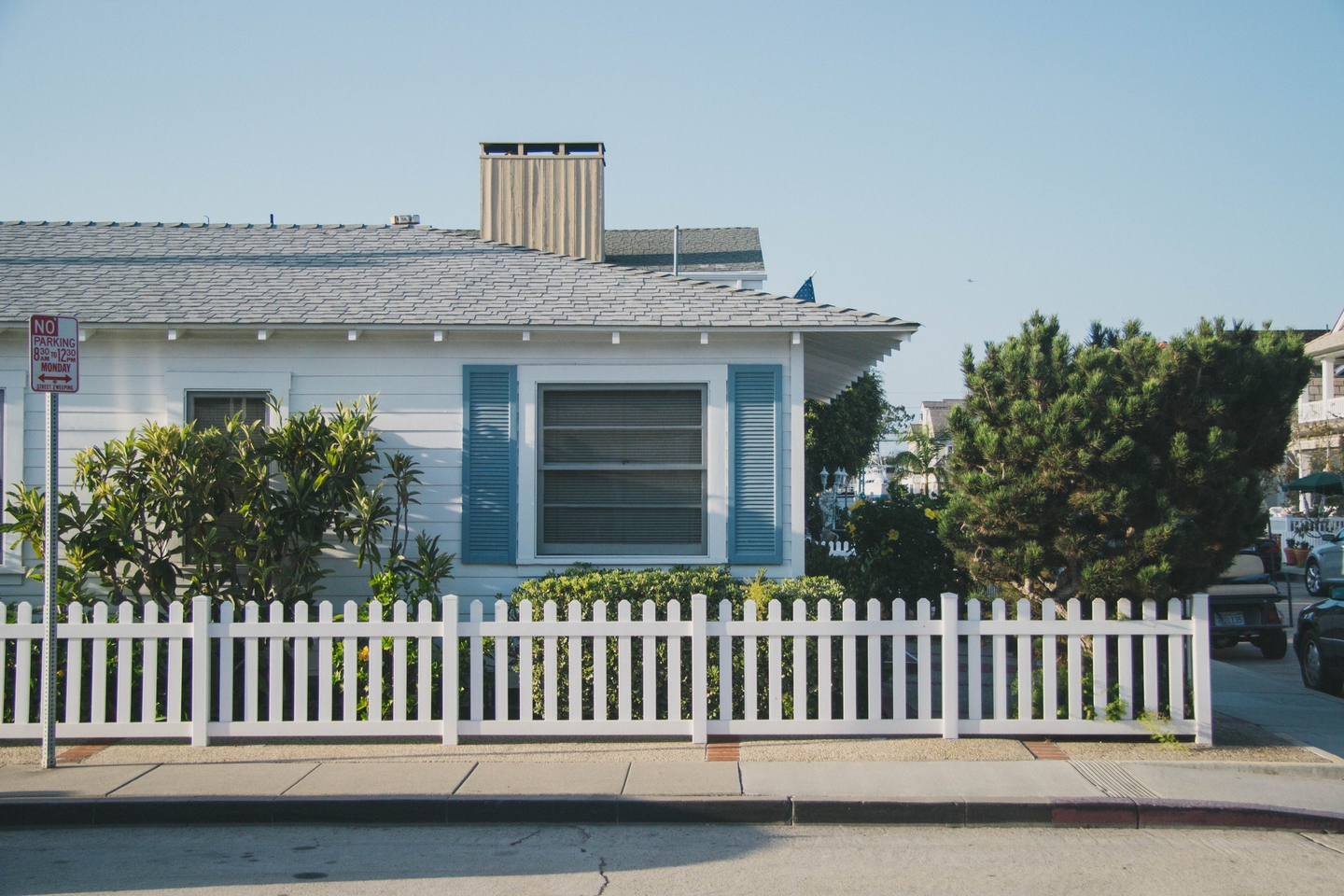 FENCE AND GATE REPAIR